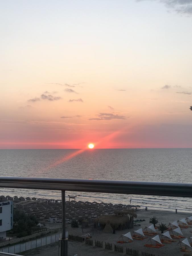 Summerland Sunrise Apartments Mamaia Eksteriør bilde